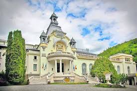 Princess Casino Sinaia: Unde eleganța se întâlnește cu distracția