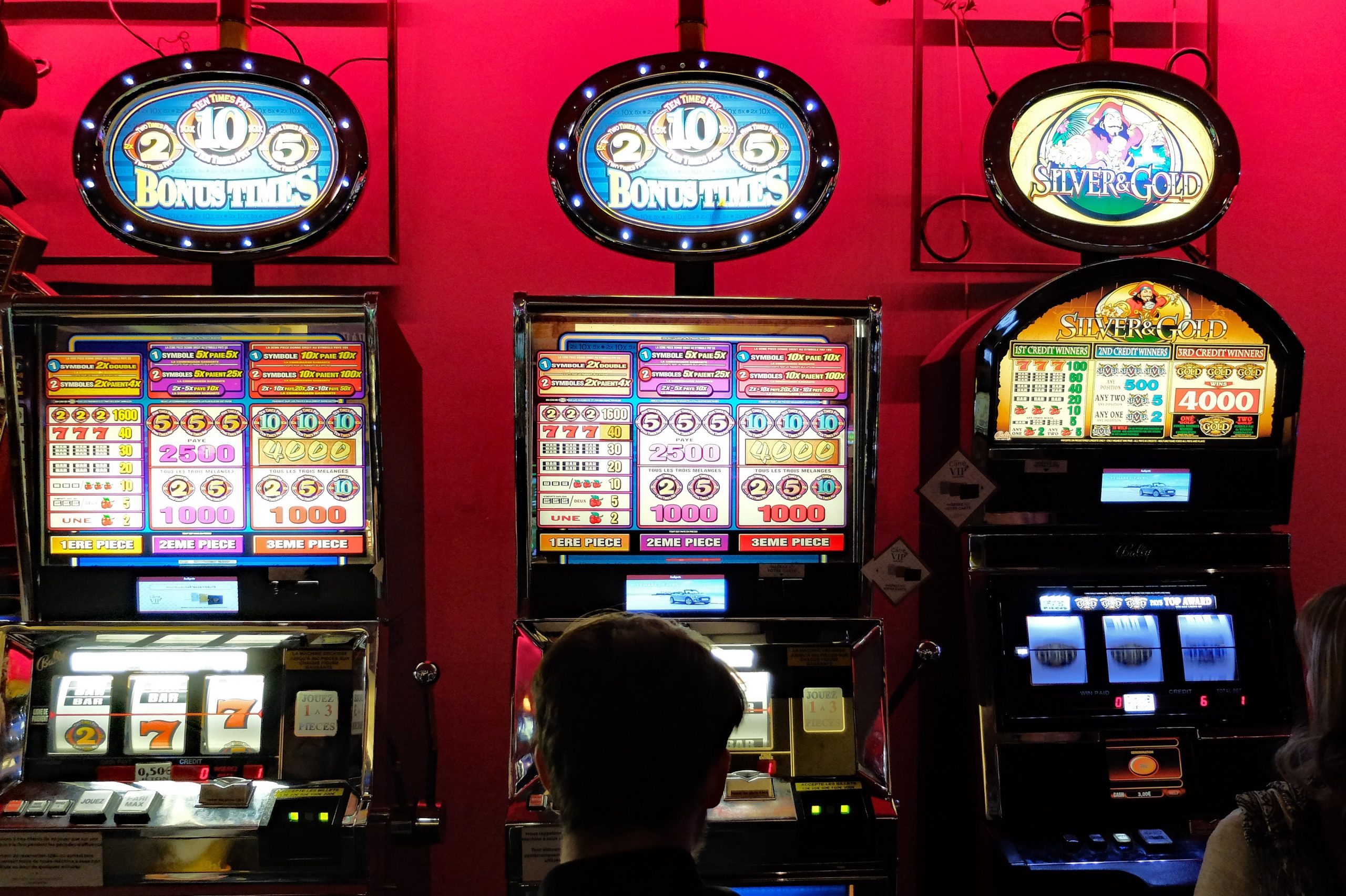 Ce sunt rundele free spins și prin ce pot diferi de rotirile obișnuite